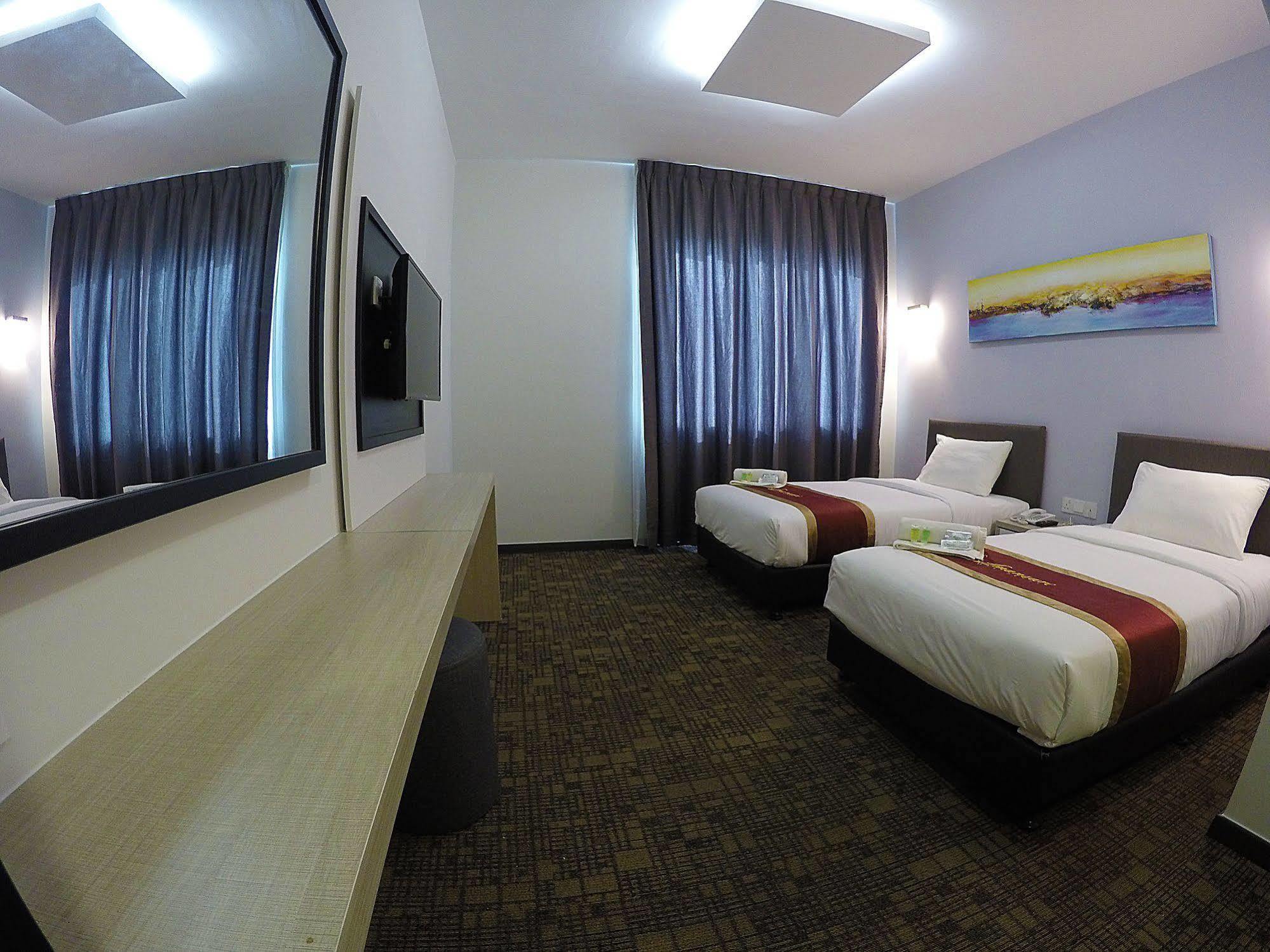 Amansari Hotel Nusajaya Nusajaya  Zewnętrze zdjęcie